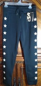 Sweatpants with star designs